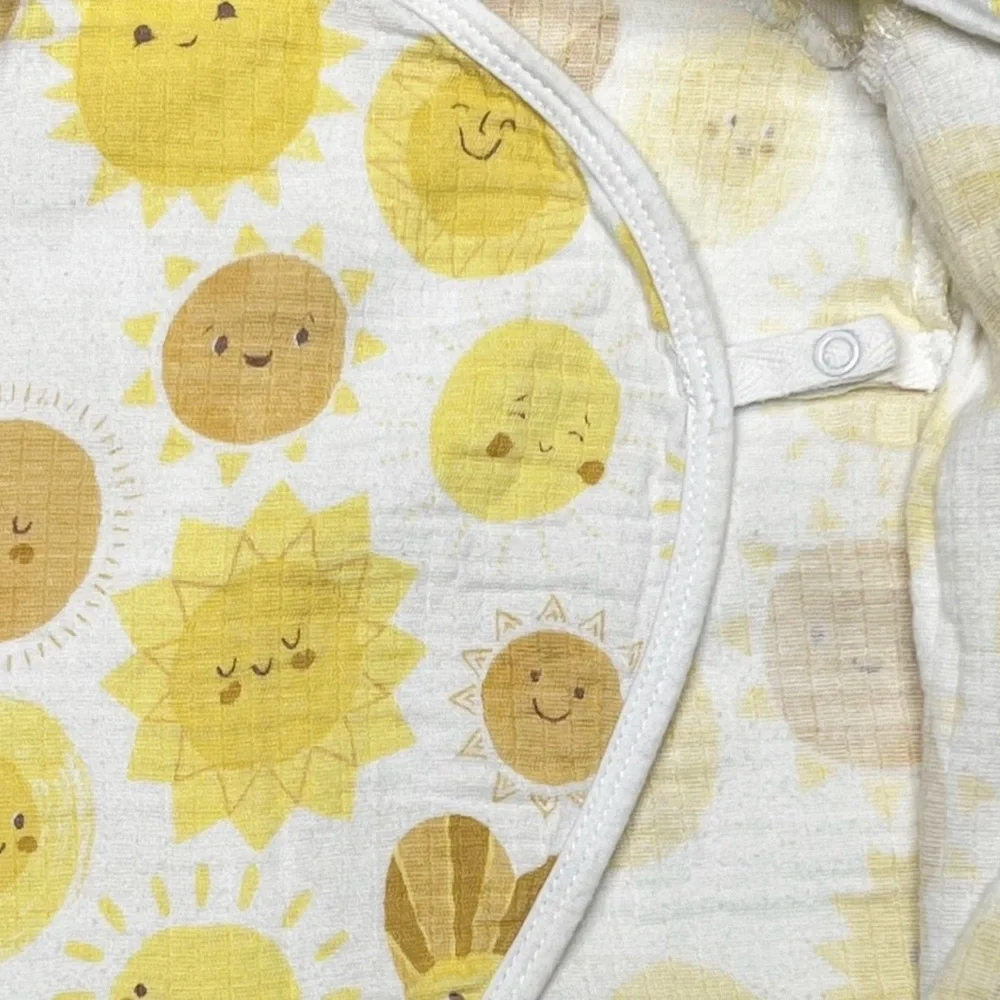 Angel‎ Dear Suns Wrap Coverall